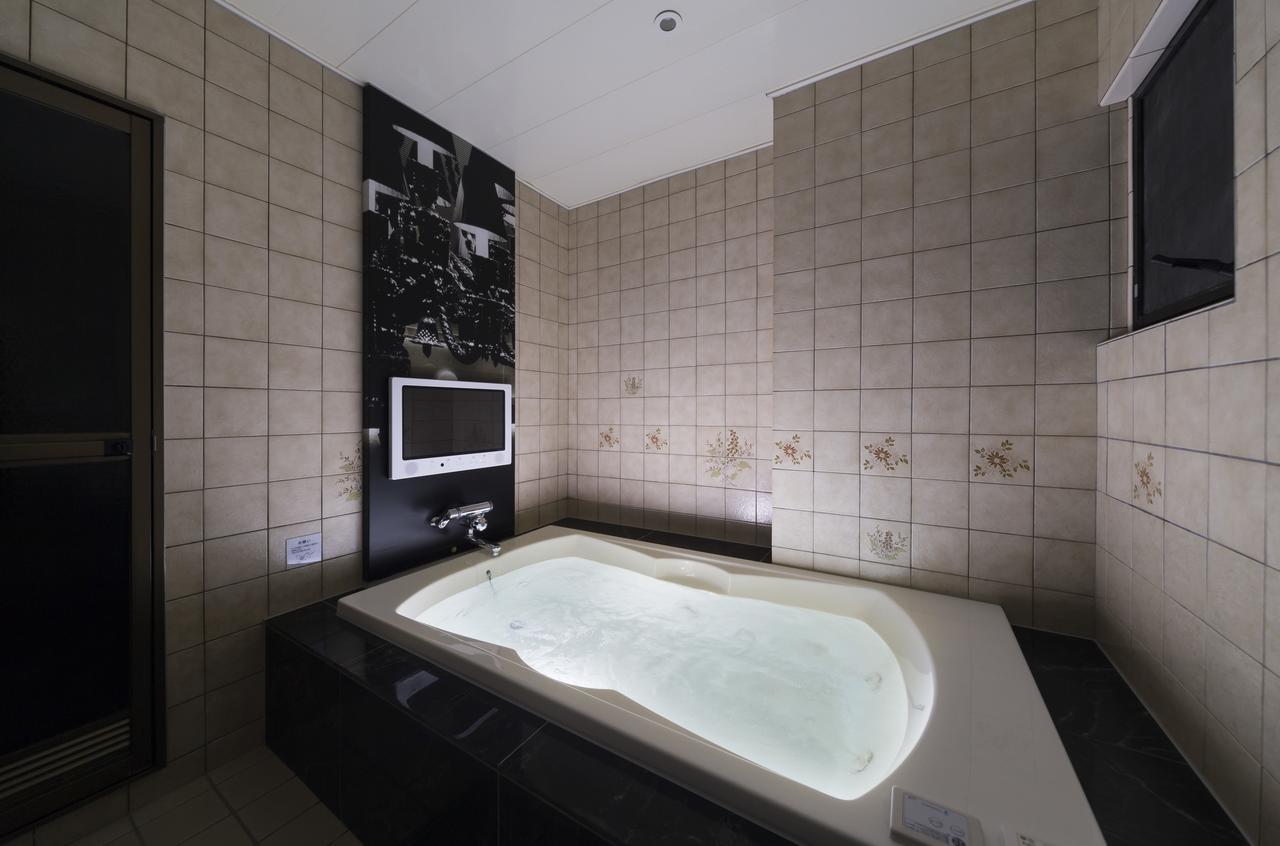 Hotel Plant Garden Resort (Adults Only) Toyokawa Esterno foto